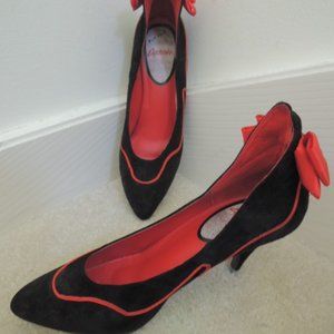 Ladies Shoes Size 8 1/2 B Black Suede/Red Accents